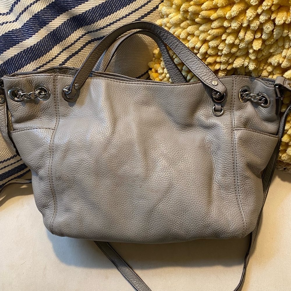 Gorgeous pebbled Leather Michael Kors